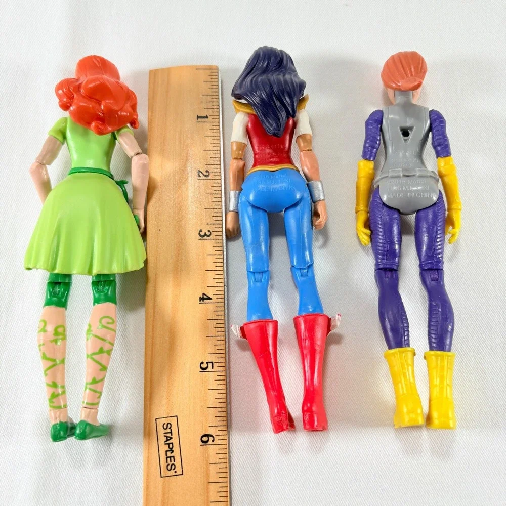 Mattel DC Super Hero Girls Action Figures 6in Wonder Woman Poinson‎ Ivy Batgirl